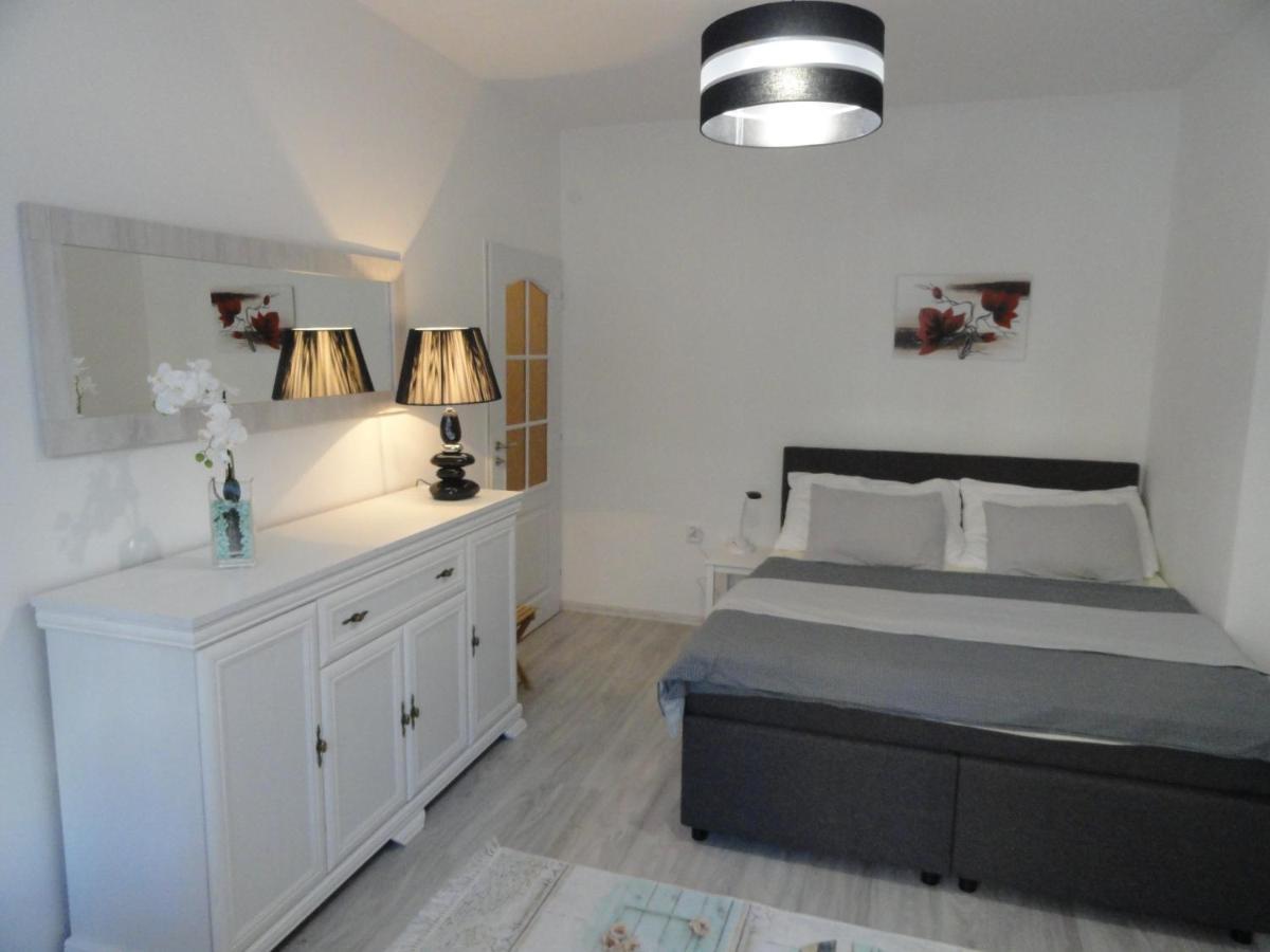 Apartmán Sluka Jilemnice Esterno foto