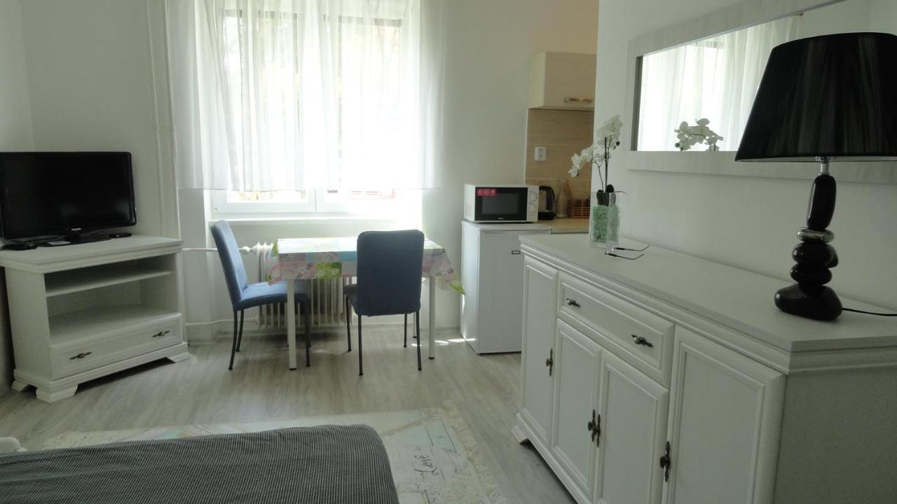 Apartmán Sluka Jilemnice Esterno foto